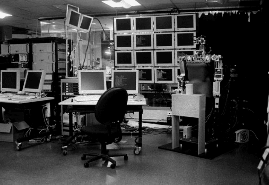 Computer Science and Artificial Intelligence Lab (CSAIL).